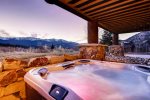Private hot tub